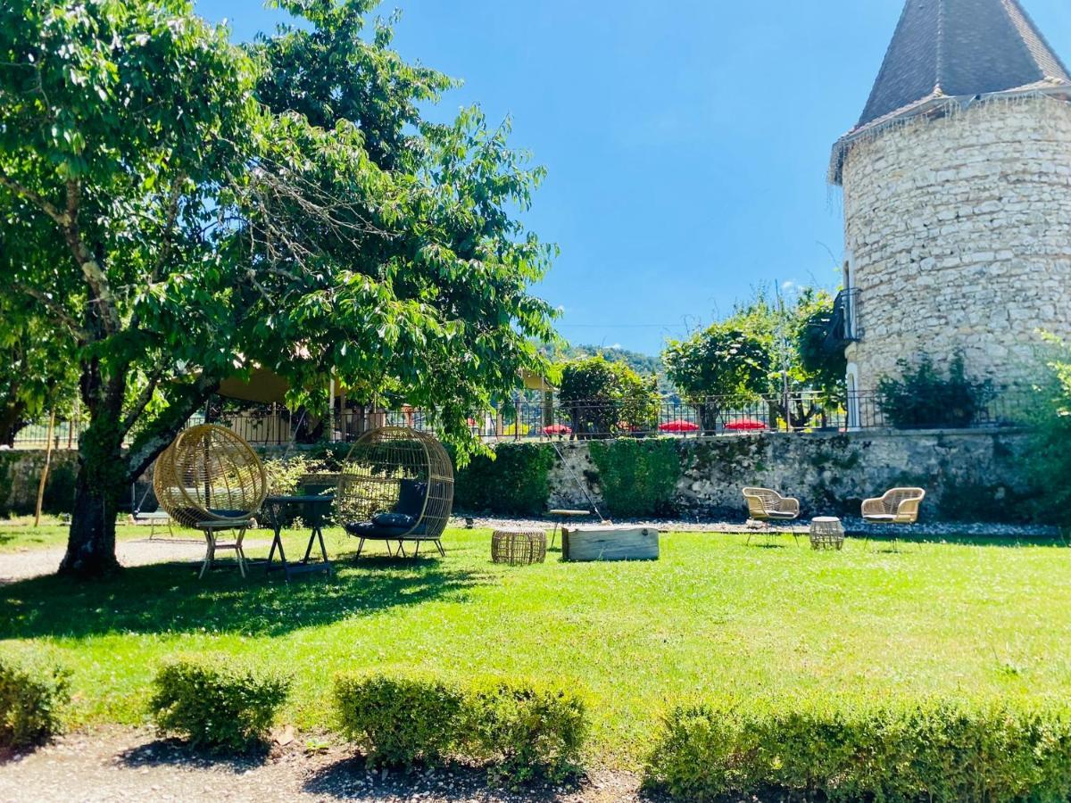 Hotel Domaine De Suzel Vignieu Exteriér fotografie