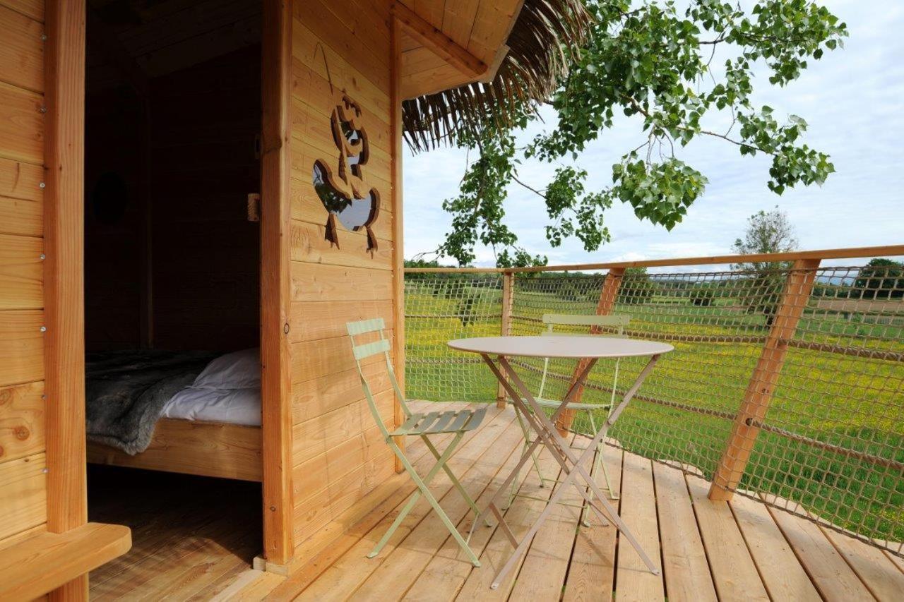 Hotel Domaine De Suzel Vignieu Exteriér fotografie