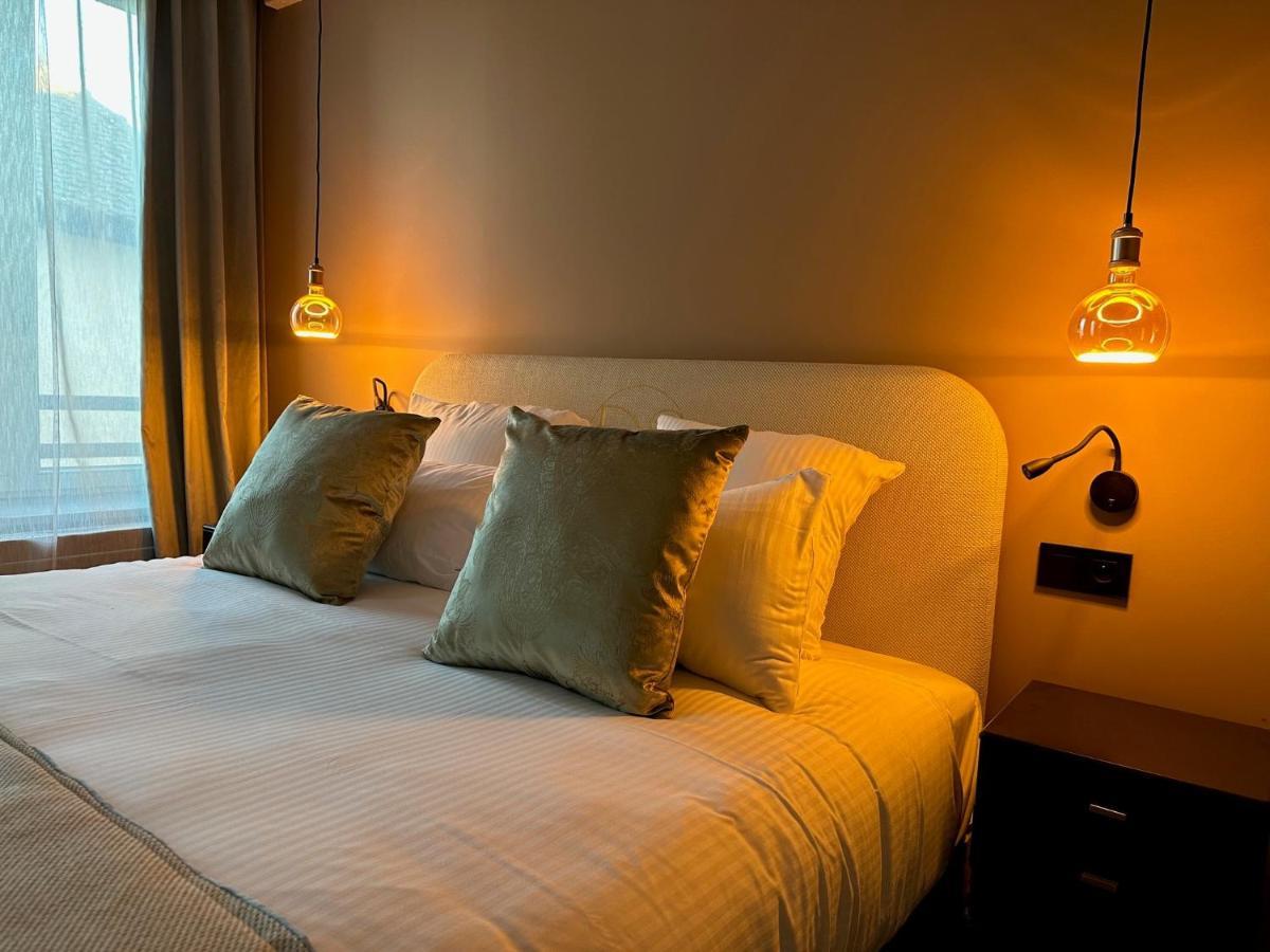 Hotel Domaine De Suzel Vignieu Exteriér fotografie